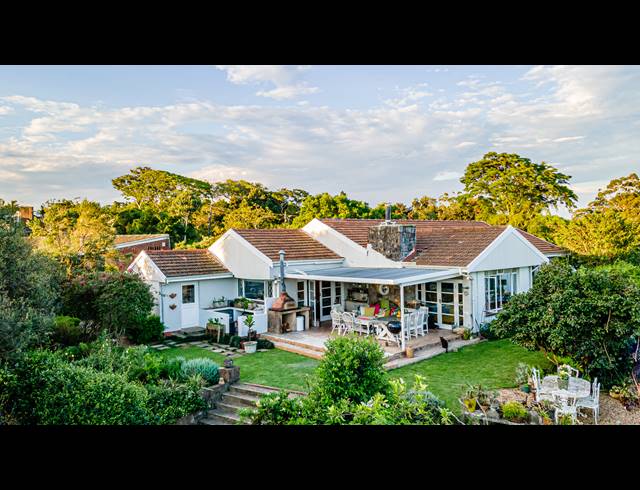 3.5 BEDROOM FREEHOLD SOLD IN COWIES HILL